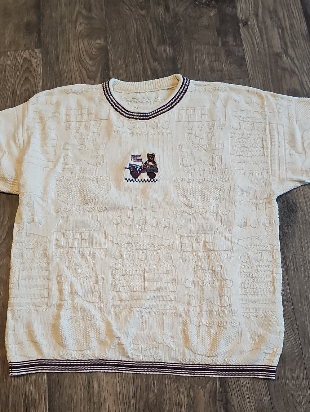 Cream Texture Crewneck Sweater Short Sleeve Embroidered Bear American Teddy Bear